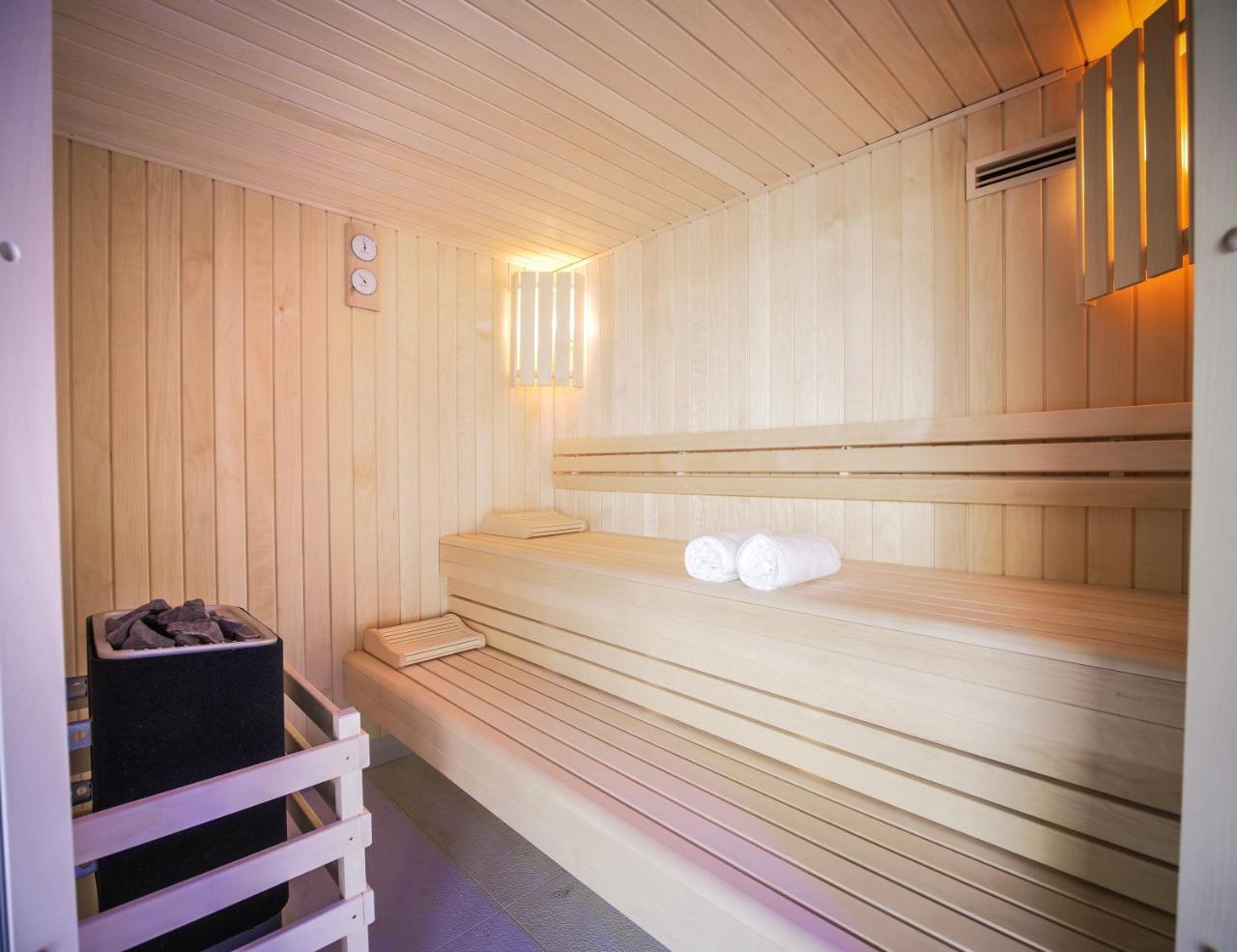 Le Magic Hotel & Spa Vitré Exteriér fotografie